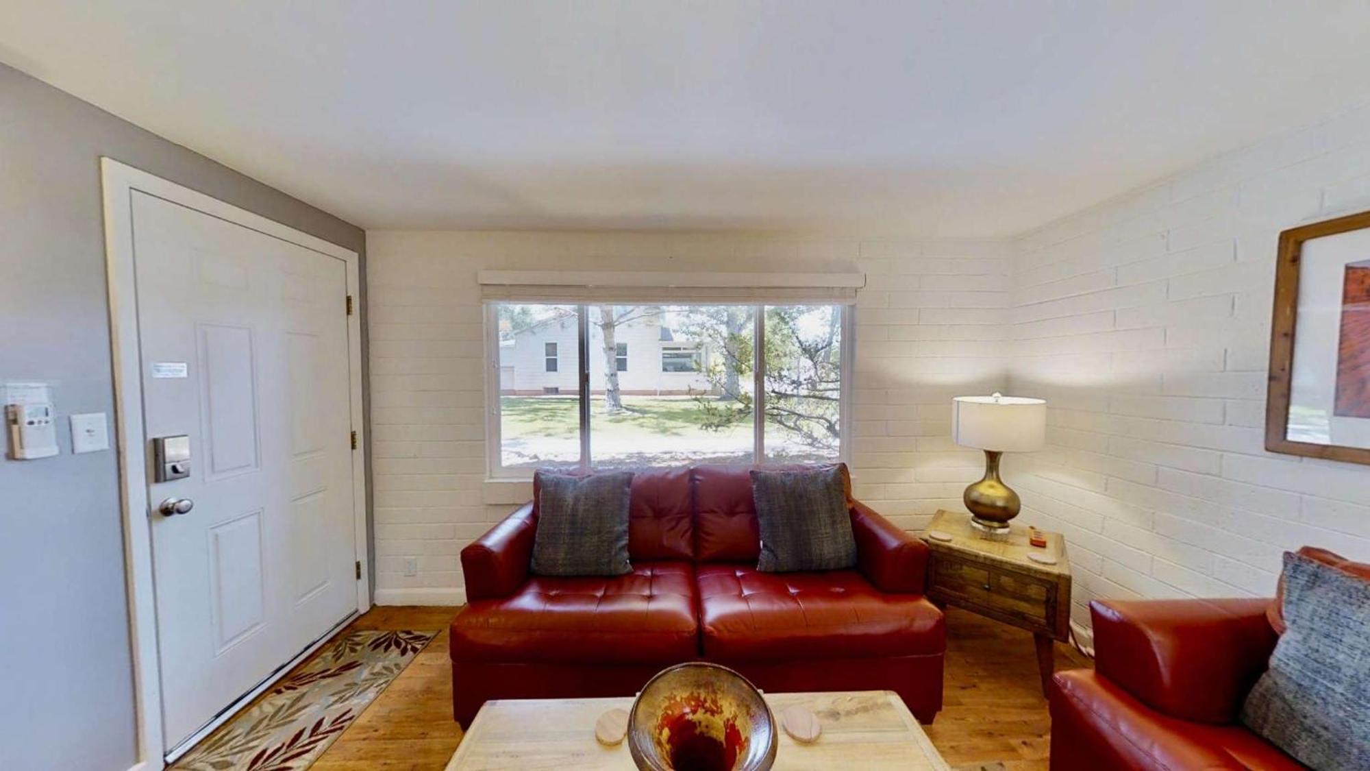 Downtown Cozy Home Base - Purple Sage 1 モアブ エクステリア 写真