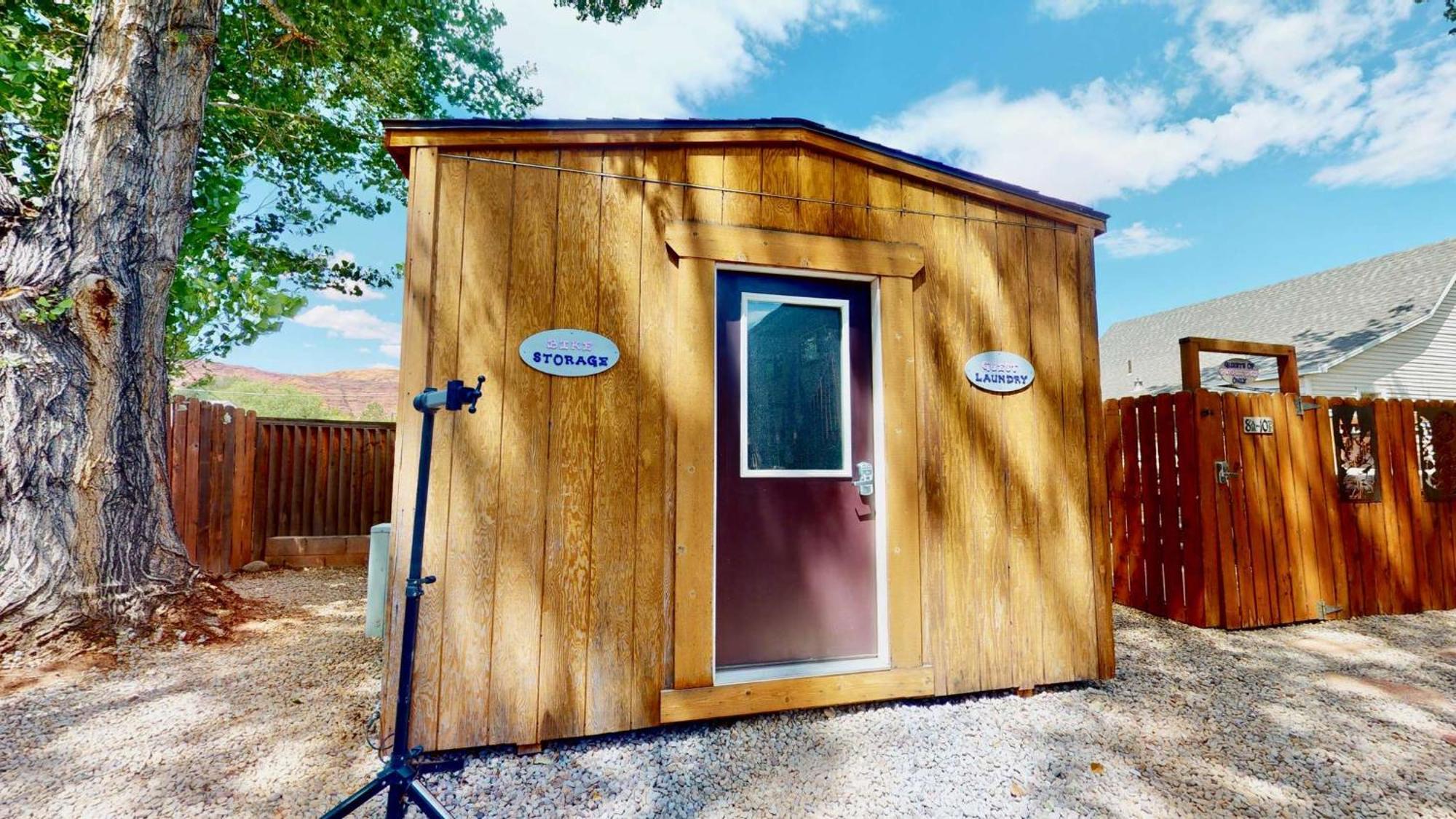 Downtown Cozy Home Base - Purple Sage 1 モアブ エクステリア 写真